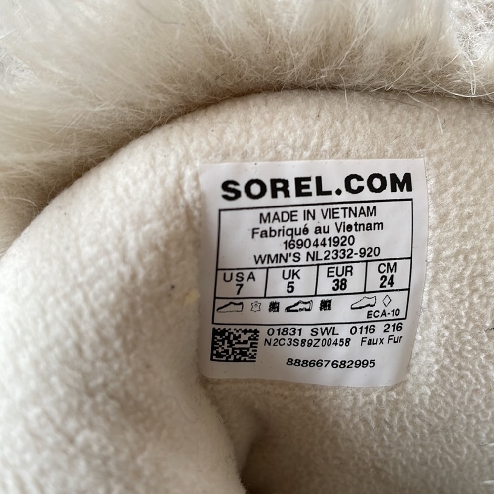 Women’s Sorel Winter Lace Up Boots, Size 7 - Picture 7 of 9